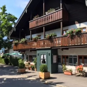 Gasthaus Staufenbruecke Hotel